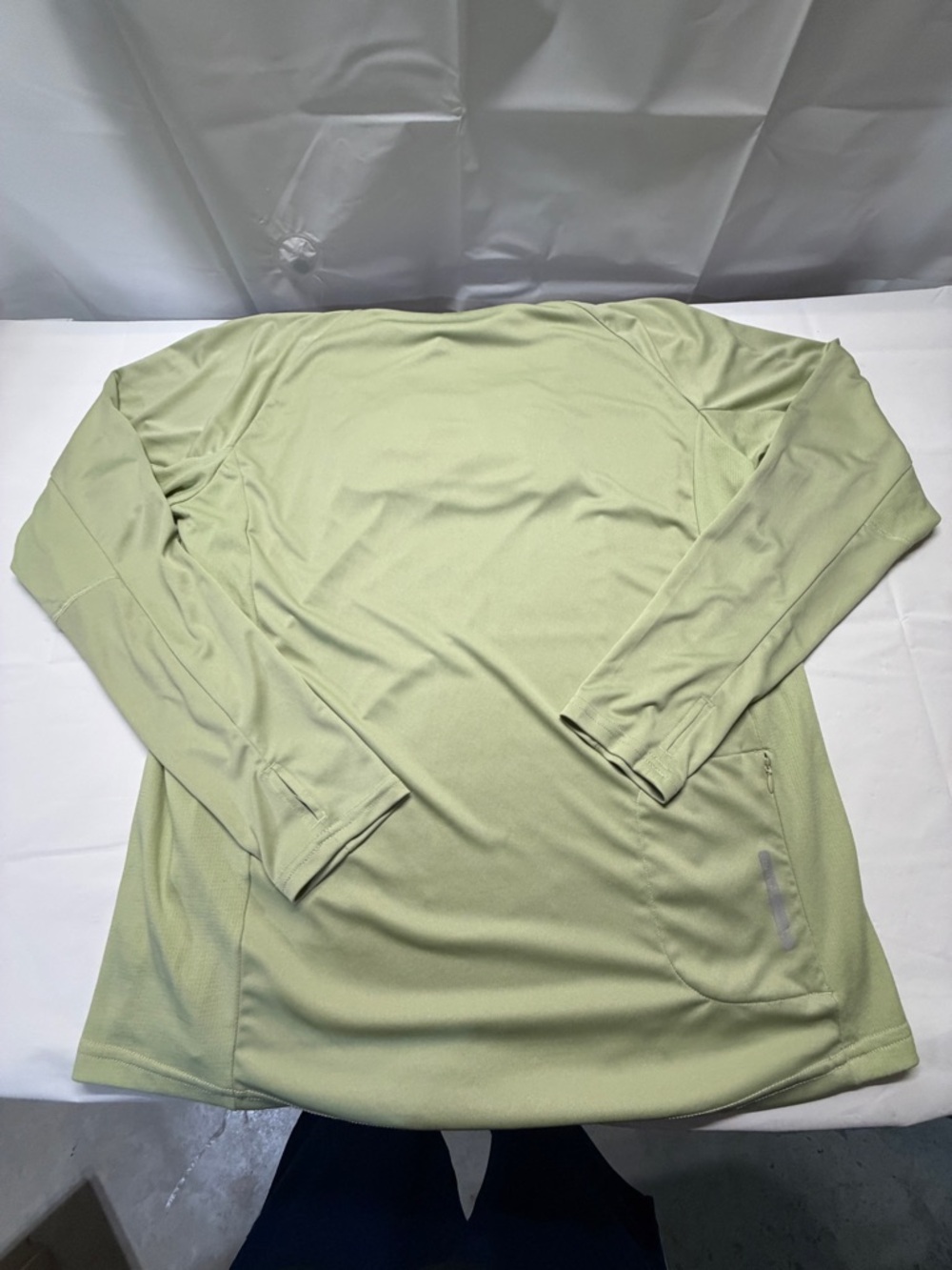 Baleaf Light Green Long-Sleeve Hoodie Performance Shirt - Picture 2 of 11